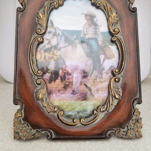 VICTORIAN PHOTO FRAME